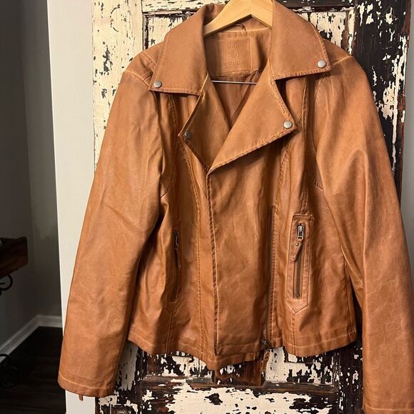 Max Studio Tan Motorcycle Jacket Women's Size Soft Vegan Moto Biker size XL - Picture 1 of 8